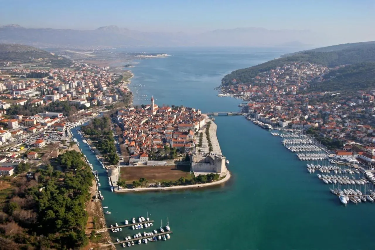 Apartment In Okrug Gornji With Sea View, Terrace, Air Conditioning, Wifi 5069-2 Trogir